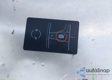 2025 Tesla Model Y Long Range Dual Motor Rear-Wheel Drive from USA, damaged, VIN 7SAYGDED2SF219910